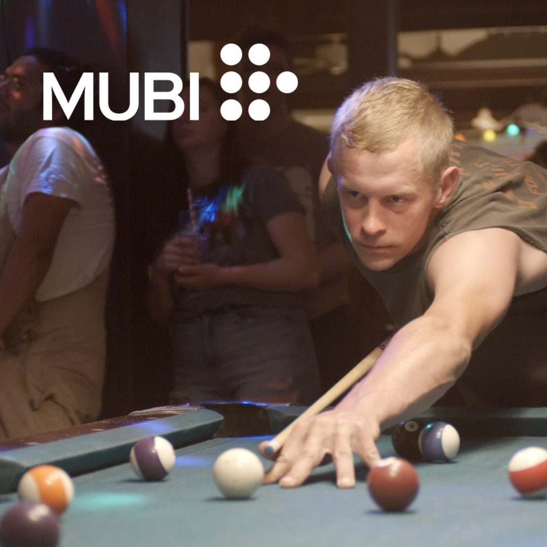One Night at Babes by Angelo Madsen now streaming on @MUBI

At a rural Vermont dive bar called Babes, Cribbage tournaments overlap with afternoons of karaoke and nights of raucous Queer dance parties.

thefilmstage.com/mubis-december…