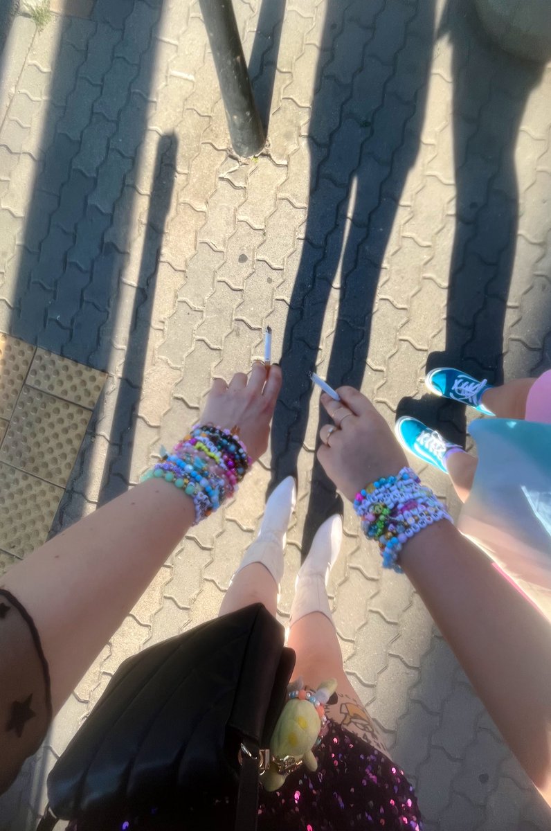 mxzpartyprogram's tweet image. ✌️😜