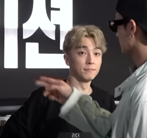 dlrjtwjrjt_cap's tweet photo. 염색한 신오천 오랜만에 복습하자 https://t.co/b3HYmZmxdZ