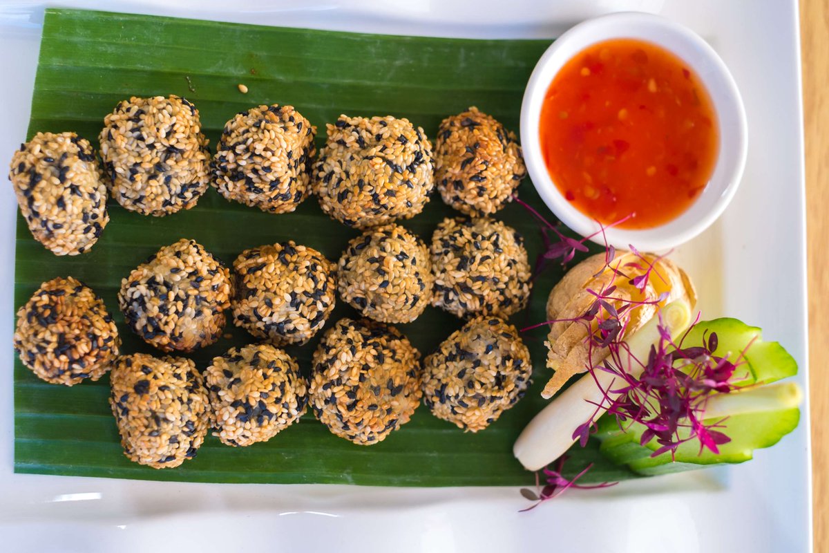 Small bites and canapés are a great way to incorporate some of your favourite foods during cocktail hour at a wedding or other events 😋

Our small bites and canapés pack a punch and make the right first impression, all in one delicious mouthful 😃

📞 01695 632 252

#Carringtons