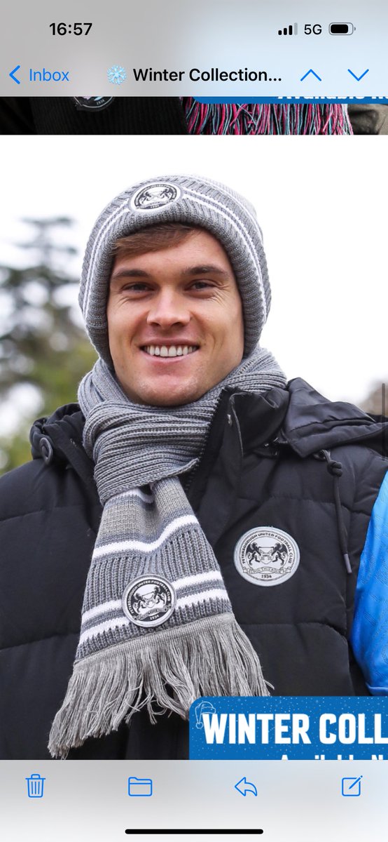 JDouglass90's tweet photo. @PoshClubShop 

Hi you had this hat and scarf in last week but they aren’t showing online anymore, have you stopped doing them?
Thank you https://t.co/XiDahWv844
