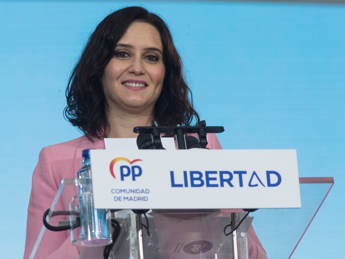 JuanmiGG_News's tweet photo. Ayuso ha renunciado a 169 millones de euros públicos del Estado para las asfixiadas universidades públicas de la Comunidad de Madrid. 1.000 profesores no serán incorporados a ninguna de las facultades.

Si el odio fuera veneno, ya estaría... https://t.co/MUJQJ8HtRk