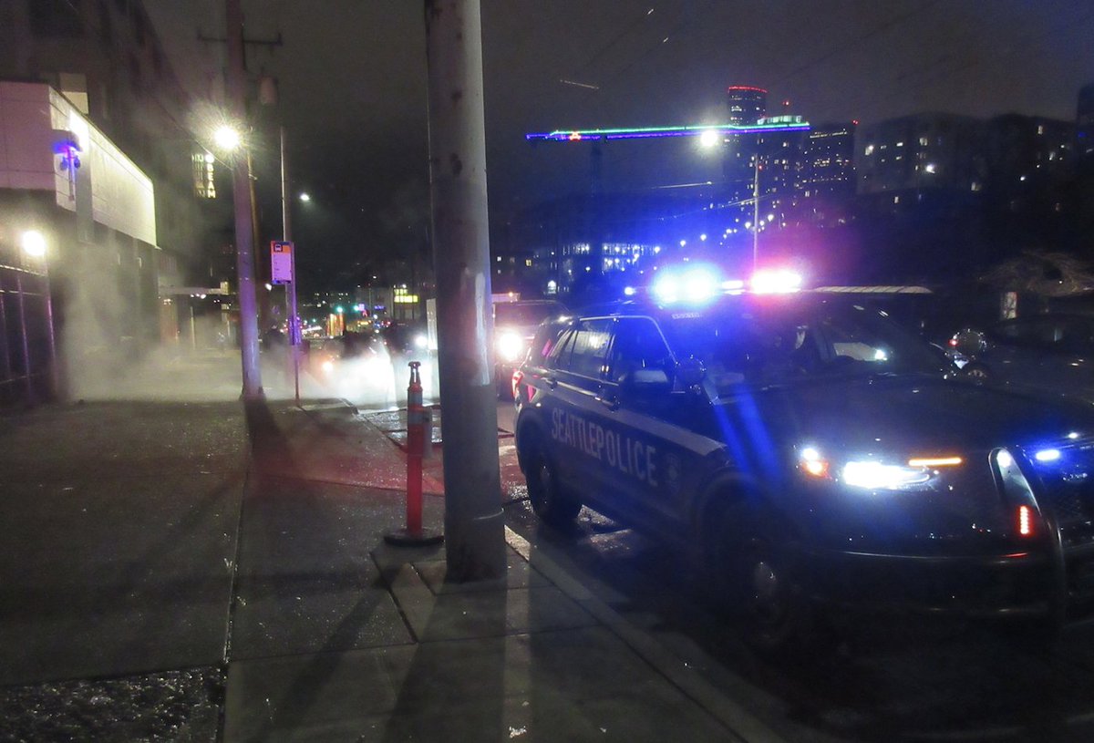 ColorDecourage tweet media