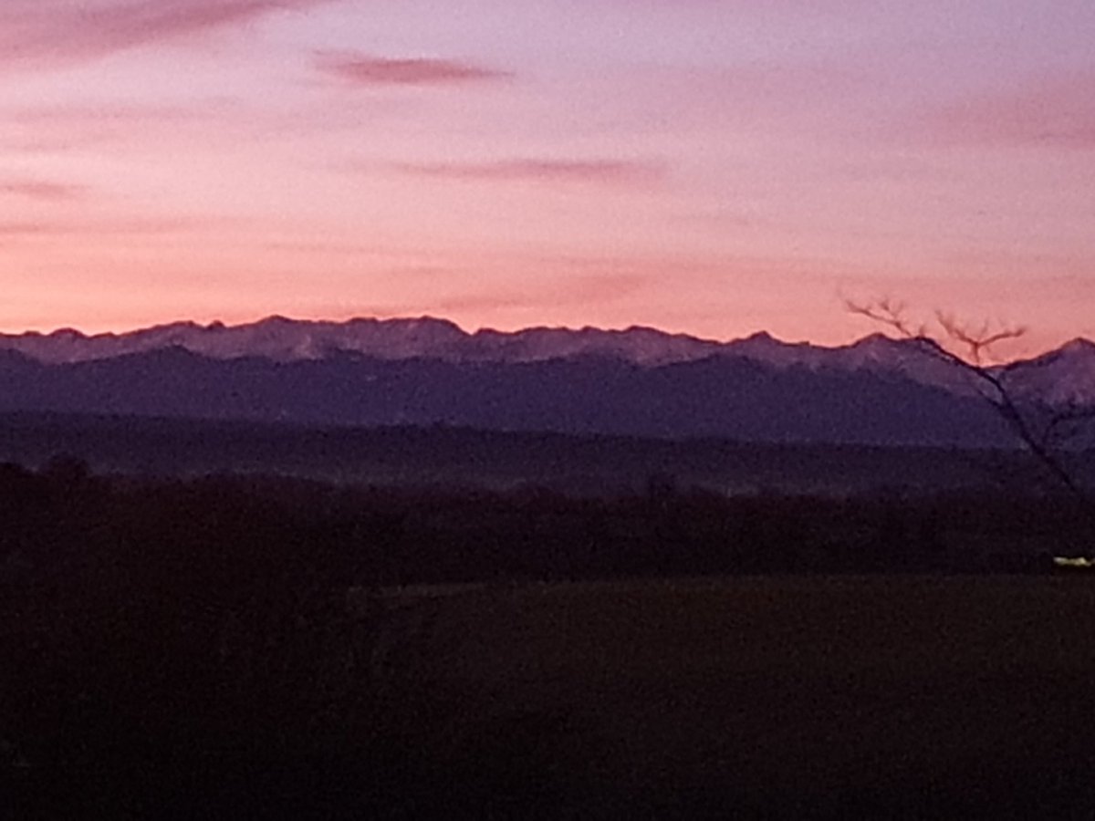 sarahbeattiegra's tweet image. #theViewFromHere #RightNow You could wake up to this rightmove.co.uk/properties/153…