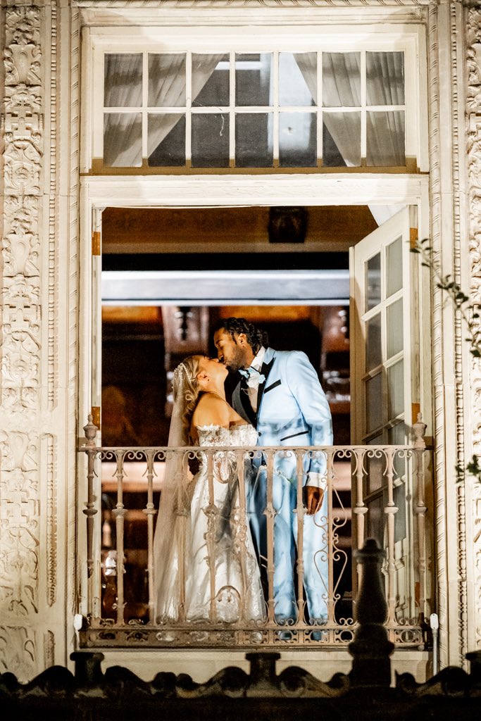 __taterzz__'s tweet photo. The Wards💓✨💍 https://t.co/M3Abz2sT34