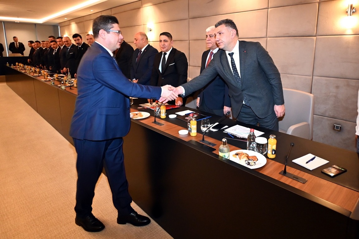 AltundagUysal's tweet photo. 2024 yılının son Başkanlar Kurulu Toplantısını Sendikamızın Genel Merkez Binası’nda gerçekleştirdik. https://t.co/z8SewOONhV
