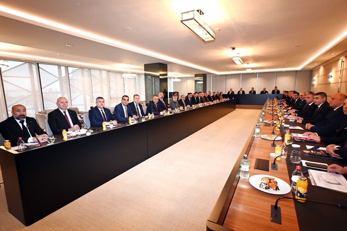 2024 yılının son Başkanlar Kurulu Toplantısını Sendikamızın Genel Merkez Binası’nda gerçekleştirdik.