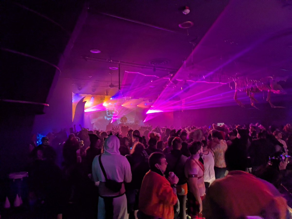 Alder 💪🦁✨💦 tweet media