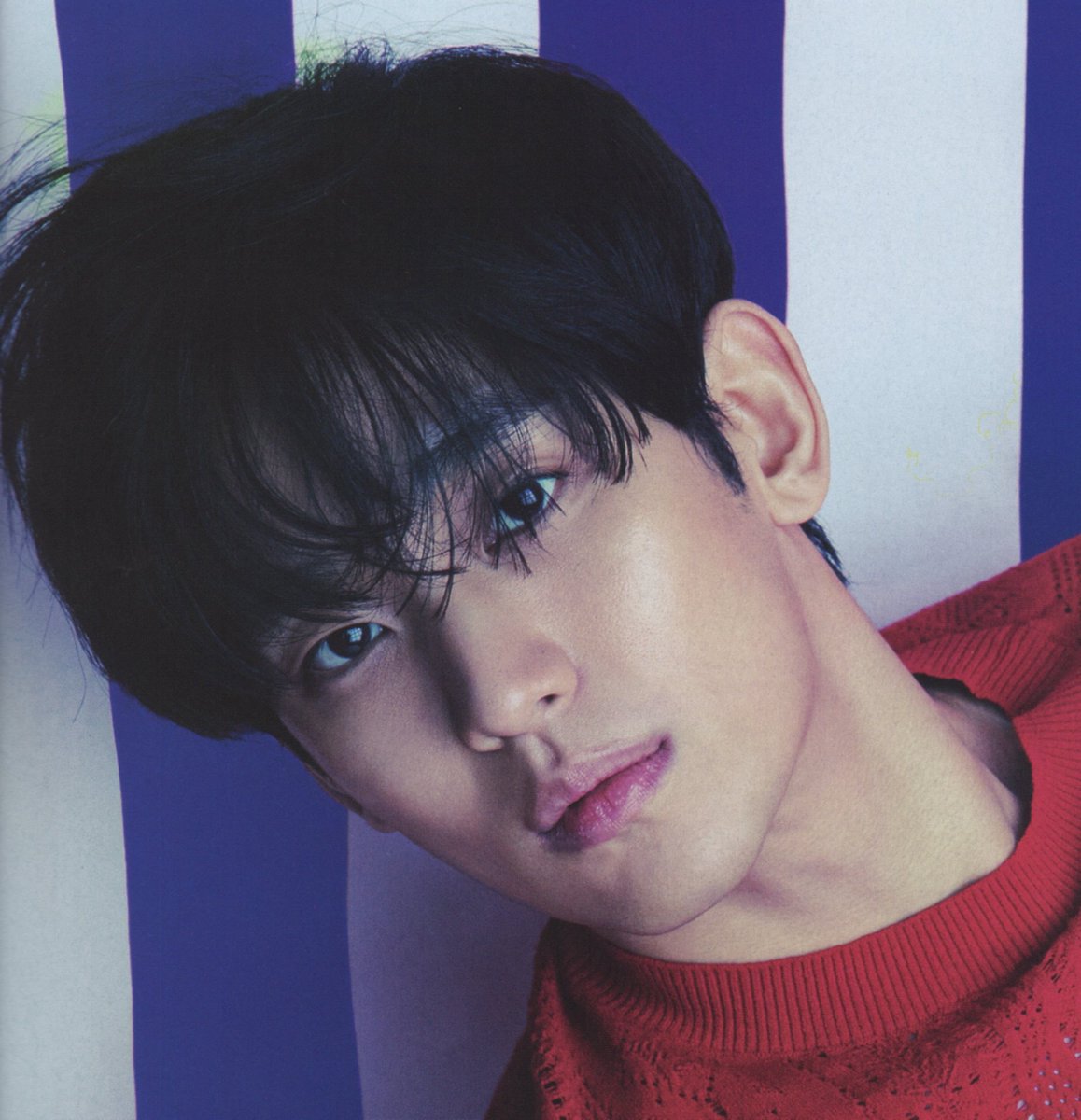 jjaem__na's tweet photo. 보그 김수현을 이길 또다른 레전드가 올거라 믿음 https://t.co/PYPWm4V0z8