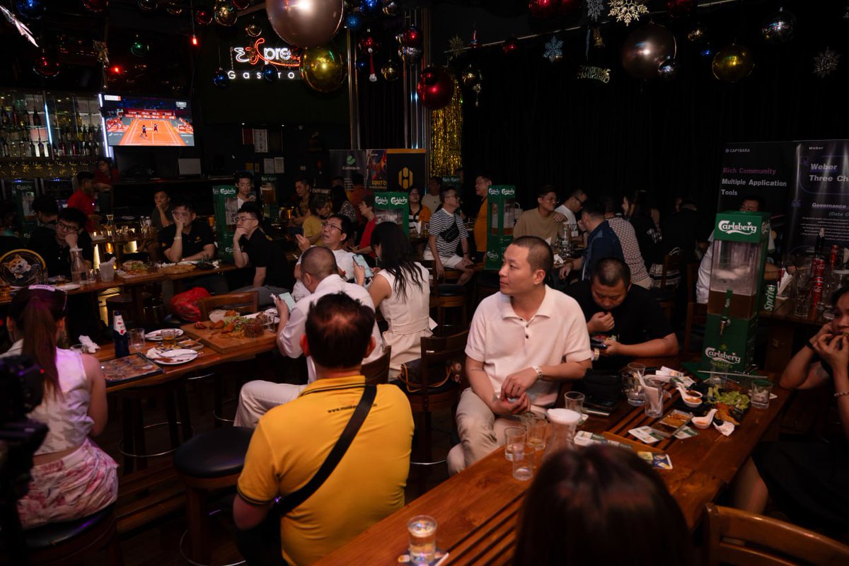 Capybaraweb3's tweet photo. 🇲🇾@FeiXiaoHaoX Global First Trip Malaysia Station To End Comletely

🎉The Talk Show sharing Web3 content subverts the traditional conference format and creates a novel form of marketing promotion!

🥂Capybara's partners, industry pioneers, technical experts and capital representatives jointly discussed the future development trend of Web3 technology.