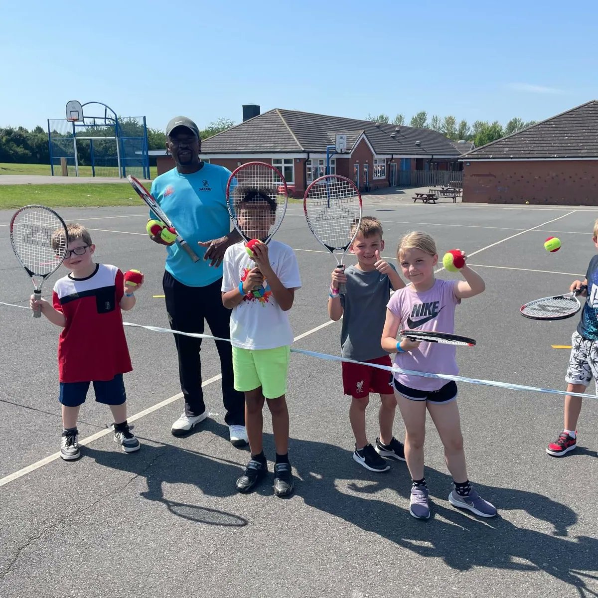 Can't wait for our 2 day Fit and Fed camp on 2nd &amp; 3rd Jan! Providing sport, physical activity, art &amp; design, hot lunches &amp; healthy snacks to 100 children a day! #ActiveHealthyHappy #AllPeopleActive #MiltonKeynes #FitandFed eequ.org/experience/9104