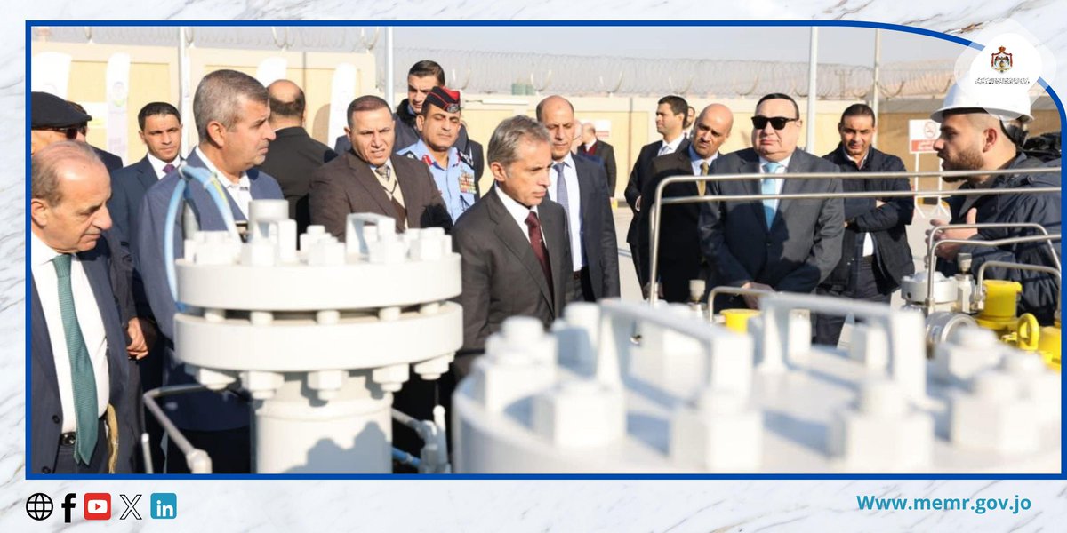 MEMRJO's tweet photo. رئيس الوزراء الدكتور جعفر حسان يفتتح محطة التخفيض والقياس للغاز الطبيعي في منطقة الهاشمية في محافظة #الزرقاء؛ بحضور وزير الطاقة والثروة المعدنية د. صالح الخرابشة للبدء بتزويد المصانع بالغاز الطبيعي، ليسهم في تخفيض كُلف الإنتاج عليها وزيادة تنافسيتها.
#memrjo https://t.co/qLIaACeCtt