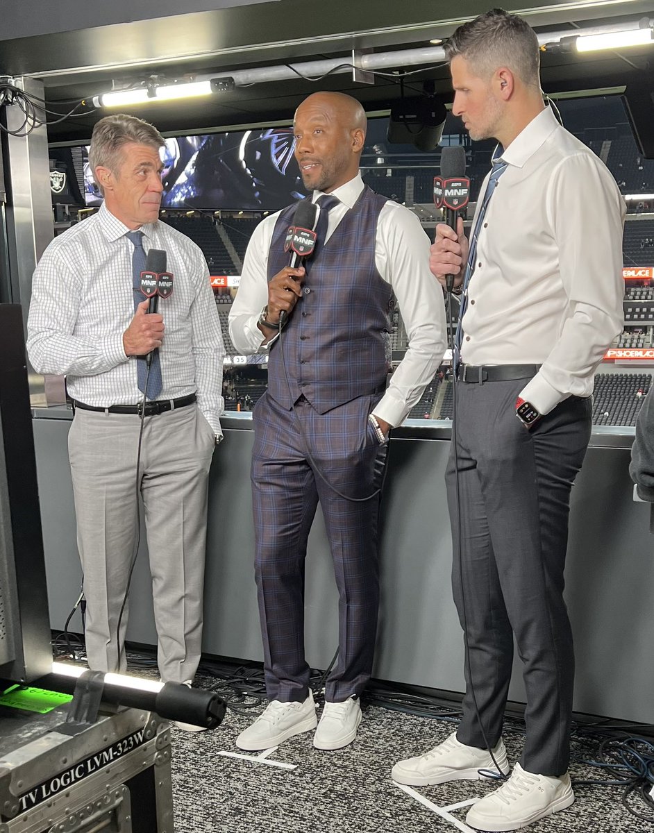 bill hofheimer (@bhofheimer_espn) on Twitter photo Our #MNF trio of <a href="/cbfowler/">Chris Fowler</a> <a href="/LRiddickESPN/">Louis Riddick</a> and <a href="/danorlovsky7/">Dan Orlovsky</a> in the booth tonight in Las Vegas for #ATLvsLV.
📸 via ace ESPN spotter <a href="/blackfor3/">Michael Black</a> Our #MNF trio of <a href="/cbfowler/">Chris Fowler</a> <a href="/LRiddickESPN/">Louis Riddick</a> and <a href="/danorlovsky7/">Dan Orlovsky</a> in the booth tonight in Las Vegas for #ATLvsLV.
📸 via ace ESPN spotter <a href="/blackfor3/">Michael Black</a>