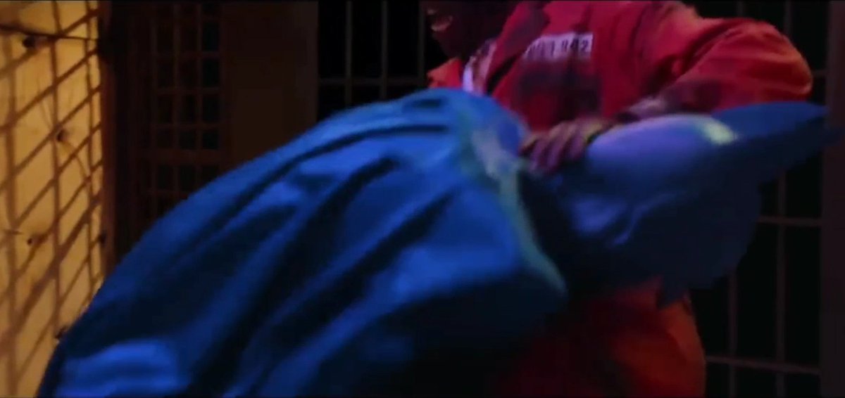 Man90B's tweet image. Even though the batsuit body-armor should protect him against these punches and kicks, it's obvious he's feeling the pain.
#batman #batmanbeaten #herointrouble