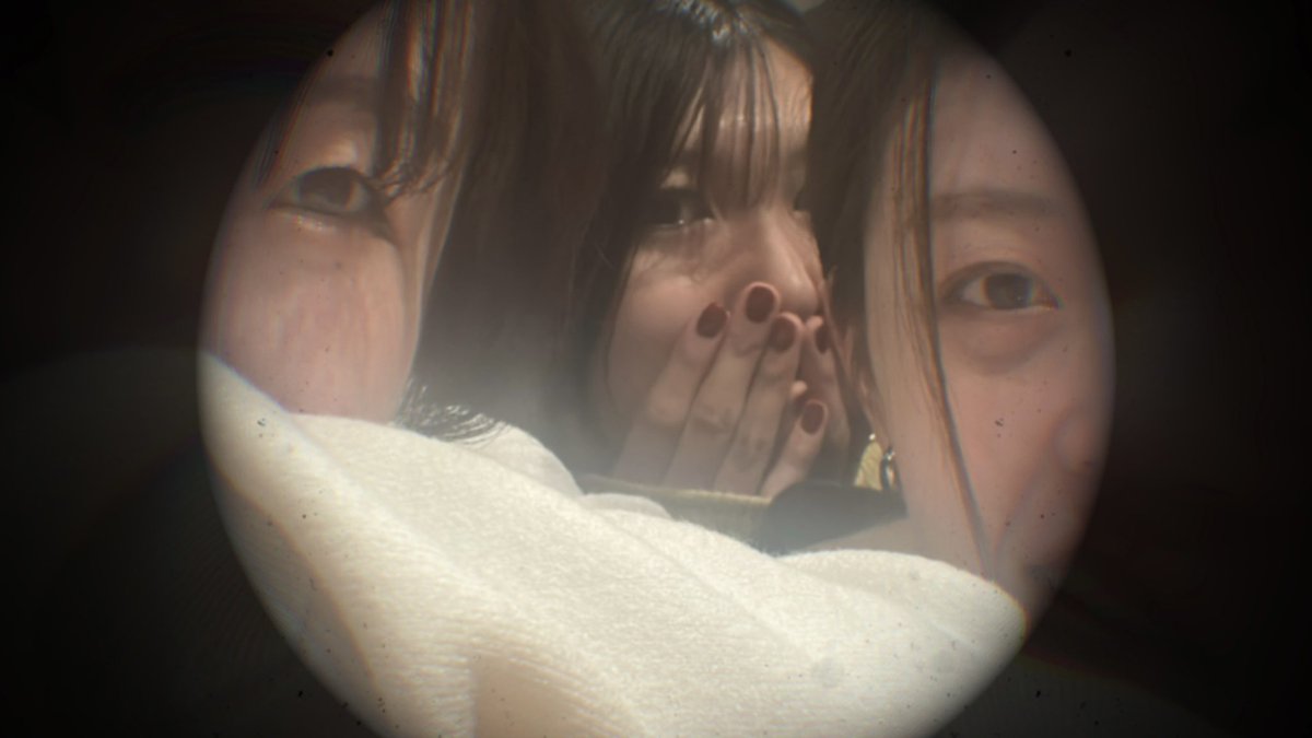 だいすきなおともだちと夜スタバ🤍
席無さすぎてゼロ距離〜