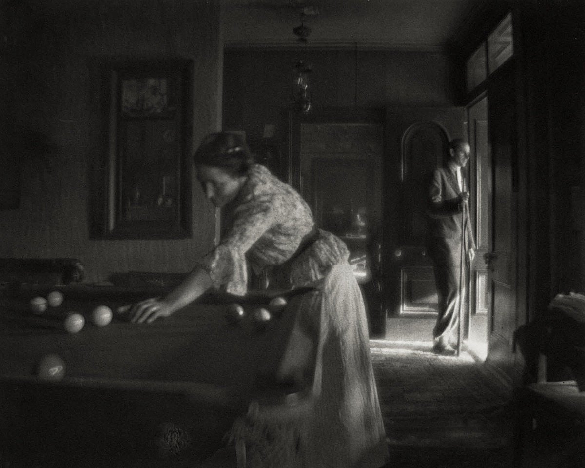 O'Malley at billiards, ca. 1909 - by Gertrude Käsebier.