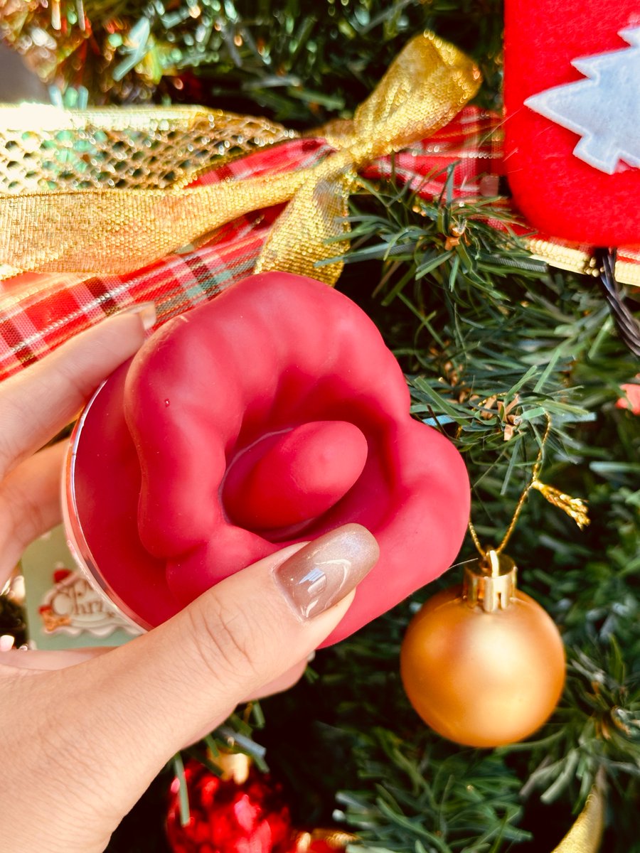 pumpyjoy's tweet photo. @pumpy_joy Make You Come Before Santa Does https://t.co/1xBVl0LWgW