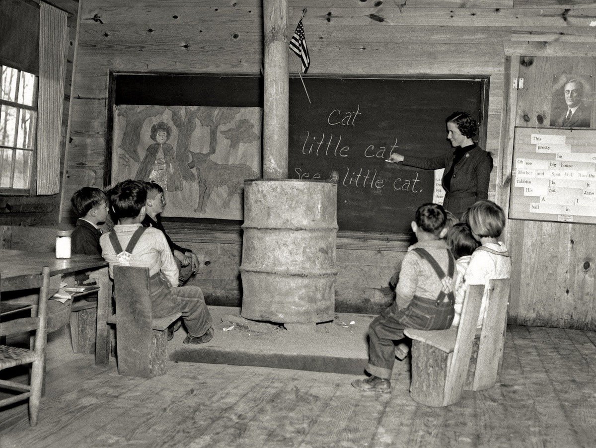 Farm Security Administration school, Alabama, USA, ca. 1935 - by Arthur Rothstein.