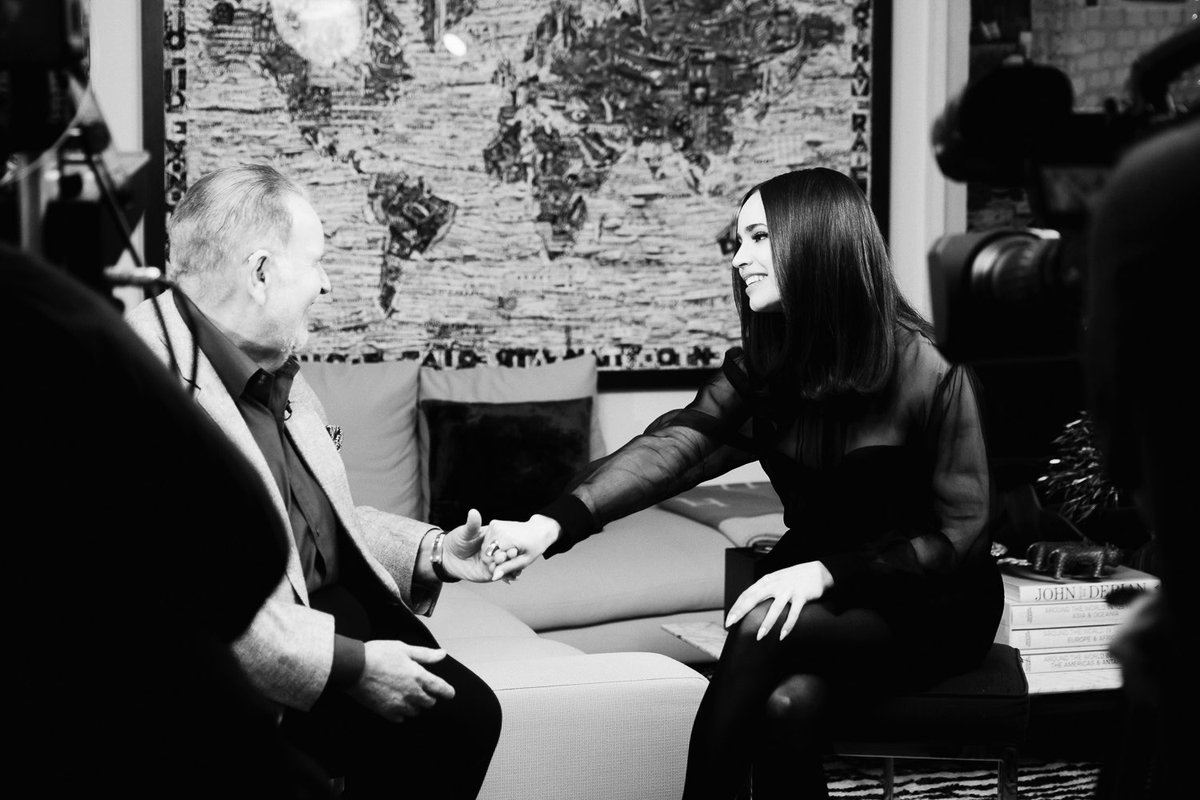 De corazón. . . Gracias infinitas <a href="/rauldemolina/">Raúl De Molina</a> ♥️

Thank you for the most precious interview. . .

My heart is yours. 

Por siempre ♥️ <a href="/ElGordoyLaFlaca/">elgordoylaflaca</a> 

univision.com/shows/el-gordo…