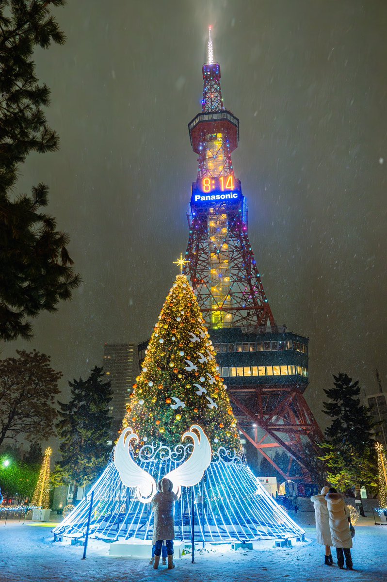 Life_log_tw's tweet photo. 札幌テレビ塔で撮影📸
夜景もイルミネーションも良い感じ✨
何かクリスマスイベントがあれば撮影に行きたい...
#札幌　#ミュンヘンクリスマス市 https://t.co/7ddxk1FQm1