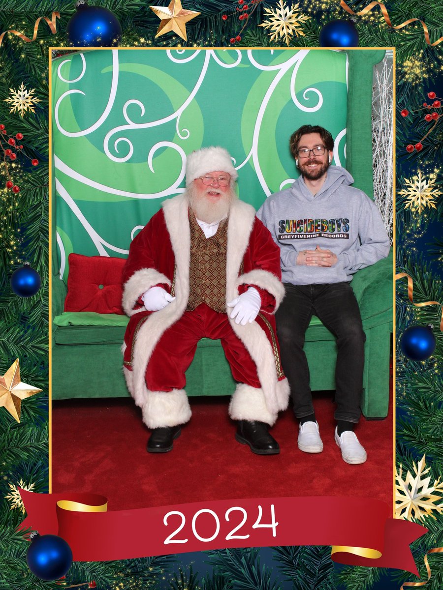 xdrewdrop's tweet photo. I MET THE BIG MAN HIMSELF AND ASKED FOR WORLD PEACE 

@SUICIDEBOYS https://t.co/5eFnQiDekR