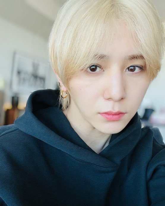bonbonJUMPyama's tweet photo. JUMPartyまさかの当選しました〜🥰
京セラ単独カウコンに続き、2回目のJUMP単独カウコン行けるめっちゃ嬉しい😭❤️
そして山田涼介くんソロシングルデジタルリリースおめでとう!
クリスマスプレゼントありがとうございます😭楽しみだよ🥺❤️
#HeySɑyJUMP #山田涼介 #SWITHC https://t.co/2R51g8kznL