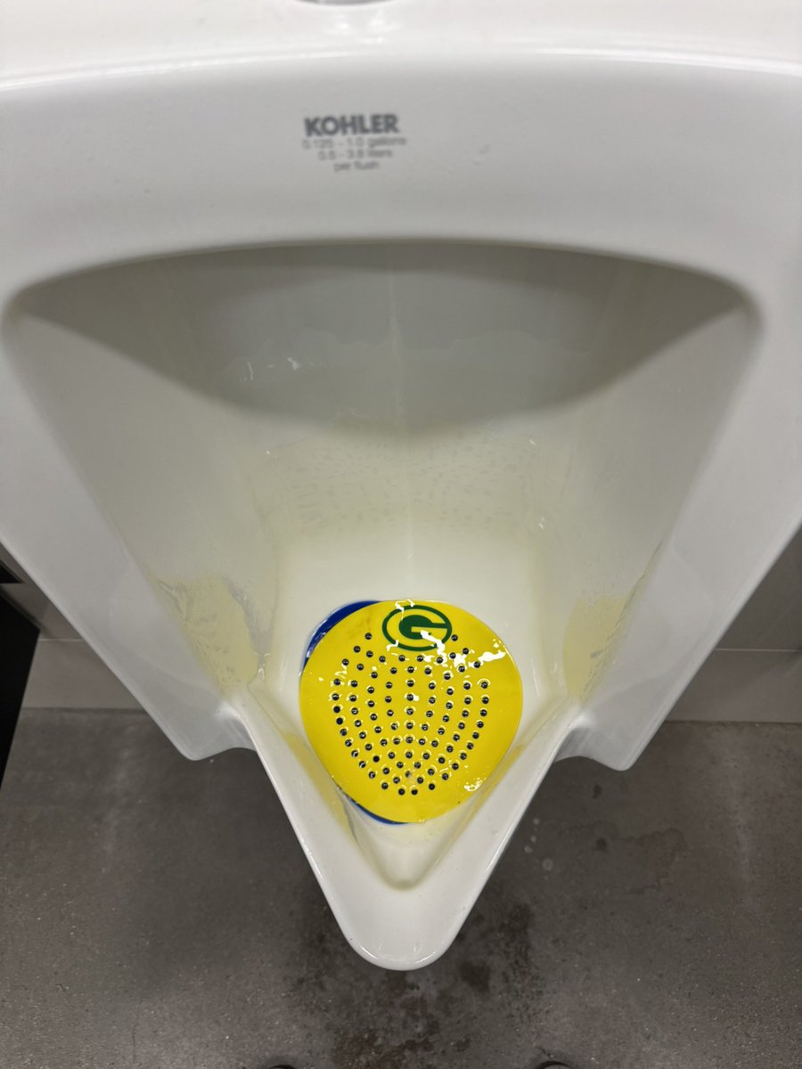 johnkriesel's tweet photo. The Men’s room at US Bank Stadium. Love it. https://t.co/GdbkAx6lwg