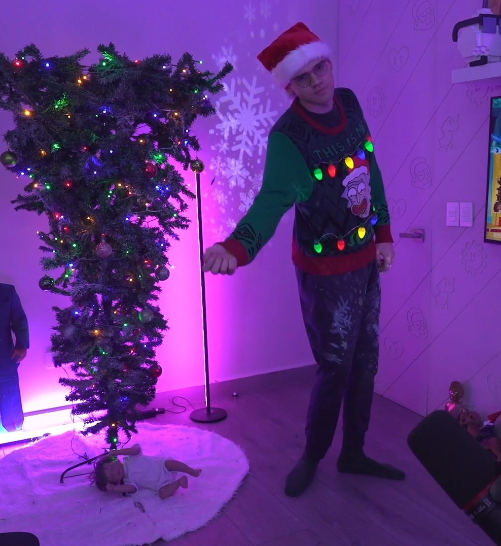PASTELITOS_HOBI's tweet photo. EL PATRÓN LES PRESENTA SU ÁRBOL https://t.co/fTrX7dHMLy