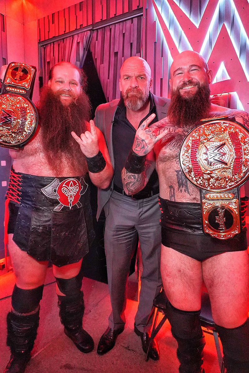 Triple H tweet media