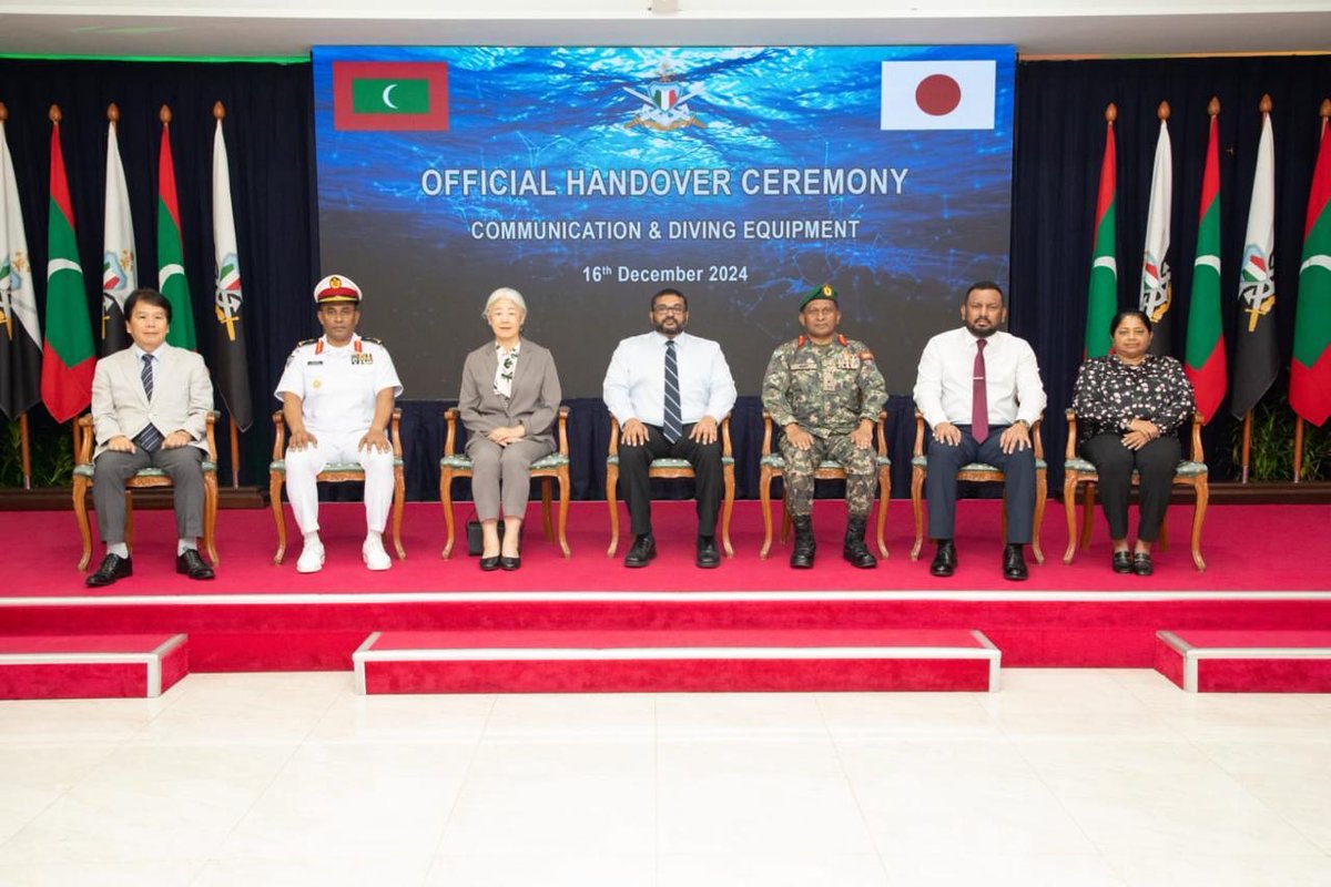 JapaninMaldives's tweet photo. Ambassador Takeuchi handed over equipment worth USD 7.6 million to strengthen the operational capability of the @MNDF_Official Coast Guard in carrying out humanitarian operations to the Minister of Defence @mgmaumoon. @MoDmv @MoFAmv https://t.co/teMhzLjlhJ