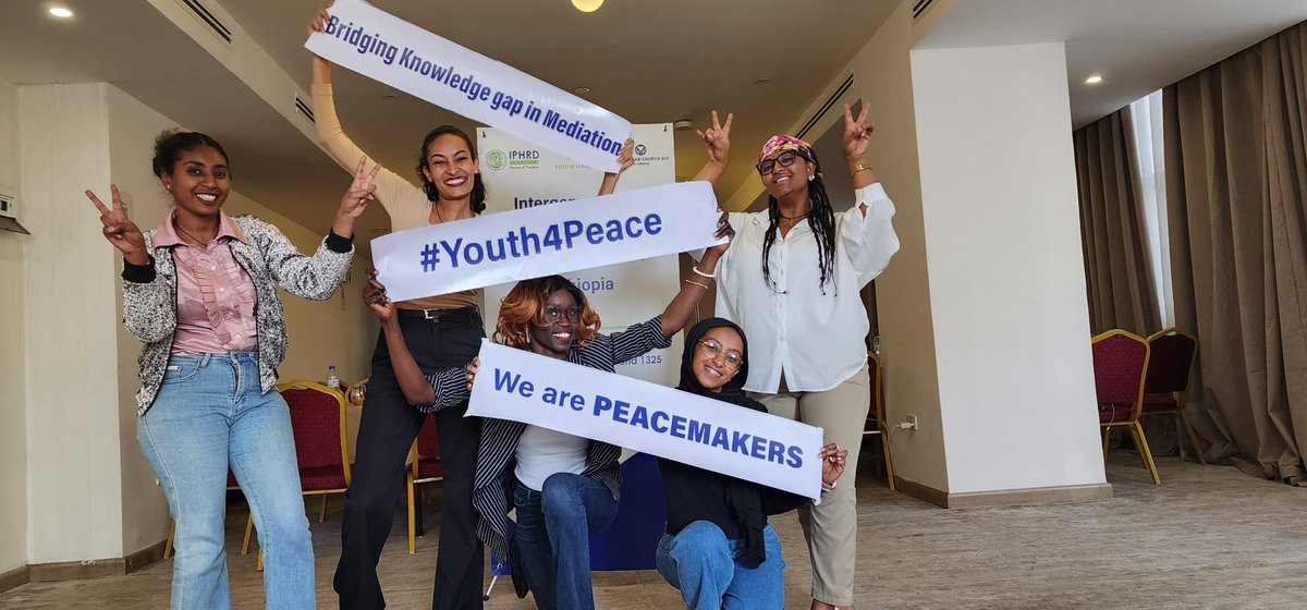 iphrdafrica's tweet photo. The #intergenerationalforum on #mediation for young woman
Our continued efforts aim to bridge the intergenerational knowledge gap in mediation by creating platforms for experienced women mediators and young women to share experiences, lessons learned and forge collaboration https://t.co/hjCd6EMJXh