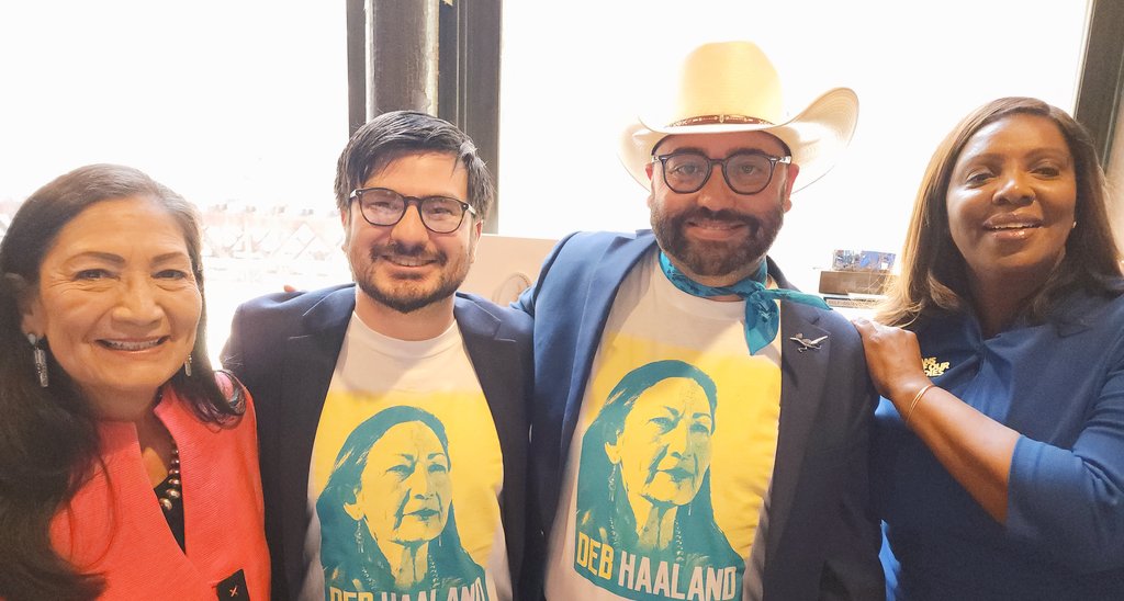 MannyCrespin's tweet photo. The buzz is real! @DebHaalandNM is considering a run for Gov. of NM, & we’re here for it! From leading as DPNM Chair, US Rep, & Sec. of the Interior to being a fierce MMIW advocate & small biz owner, Deb is a leader we LOVE. #BeFierce #RunDebRun #NMTrue
https://t.co/pIh18unmBc… https://t.co/A1calLe7eP