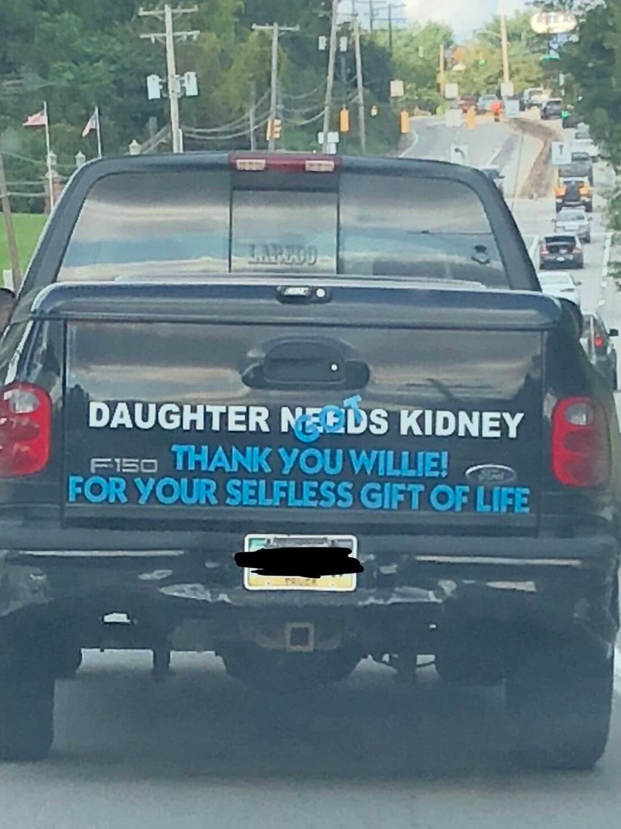 Beautiful people 🧵

1. Go Willie!