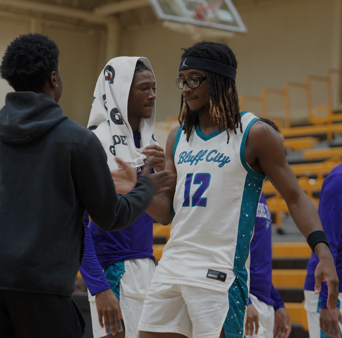 PrallTobias's tweet image. • 10-2 Record
• Team Nationally Ranked #24 
• 18.5 PPG | 7 RPG | 2APG 
• 48% FG | 46% 3PT | 85% FT
• 3rd in the Nation 3PM (50-109) 
• 1st in 3PM (Region 2)
• Averaging 6 3PM Per Game (11 3PA)