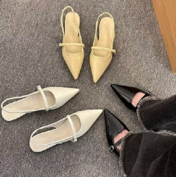 charm_fin's tweet photo. Ini flatshoes amat sangat cocok buat dipake apapun entah daily atau formal 💗

https://t.co/7V89bKrZvu https://t.co/BUyLtcWzuZ
