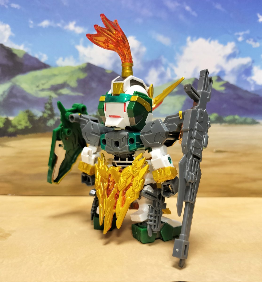 paddycentral1's tweet photo. 三国創傑伝の黄忠ガンダムデュナメスを部分塗装！
使用したのは
金→ディスペイの水性アクリルマーカーゴールド
赤→同メカレッド
緑→同メタリックグリーン
ガンメタ→同ガンメタリック
白→EXニューホワイト
やっぱこのマーカー結構いい色味してるね…
ゴールドは重ね塗り推奨！
#SDガンダム
#dspiae https://t.co/I92qefkhaj