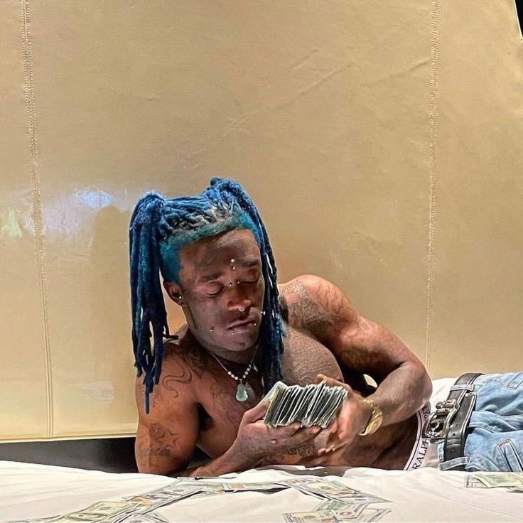 stanreau's tweet photo. I hope this is a safe place, But I find niggas that look bisexual or look like they/thems to be so attractive. Like skai water 😩 https://t.co/sS6fWWPPFg