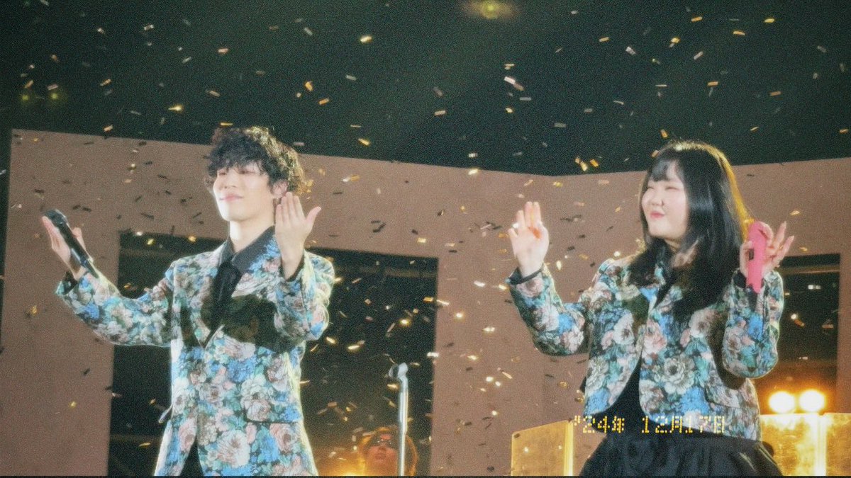 koyteera's tweet photo. ขอบคุณที่มาไทยนะ 🥹💕 @official_akmu 

#AKMU #악뮤
#AKMUOnAirBKK #AKMUinBKK https://t.co/QK1kRHSDpx