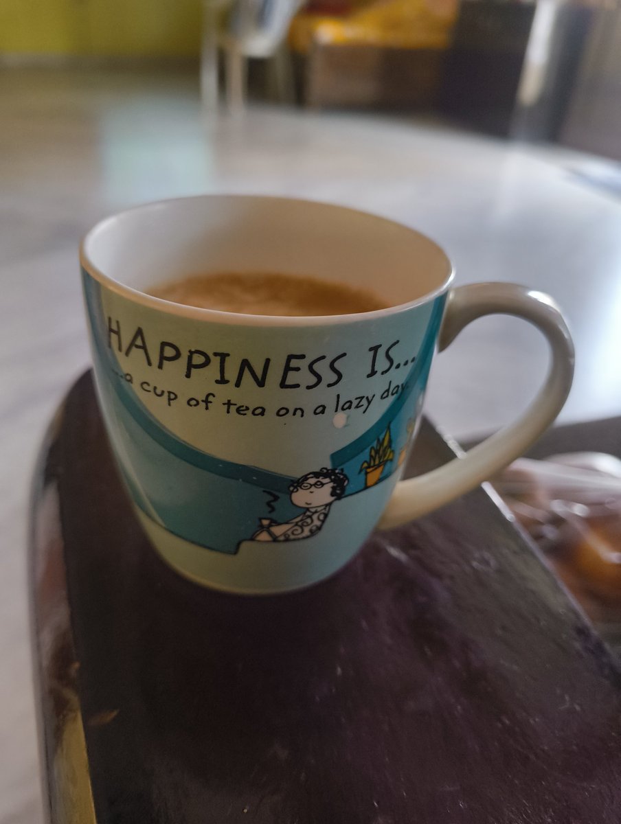 Nishi_Reddy_'s tweet image. Amma chesina Meegada Chai Amrutham tho samanam😊

#TeaLife