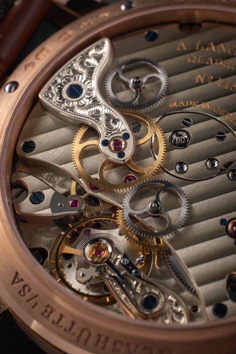 HailwoodPeters's tweet photo. A. Lange & Sohne Lange 1 Time Zone 18K Pink Gold. Reference 136.032. Available Now.
https://t.co/wET5pvjU3w
#alangeandshone #timezone #pinkgold #watches https://t.co/dlYFzPoIHK