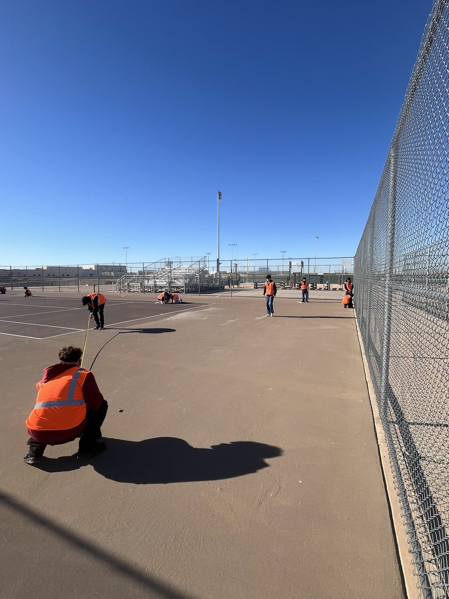 high_scorpion's tweet image. Principles of Construction finishing the semester project.Measuring 🏀🏐🎾🦺📏. #ScorpionStrong