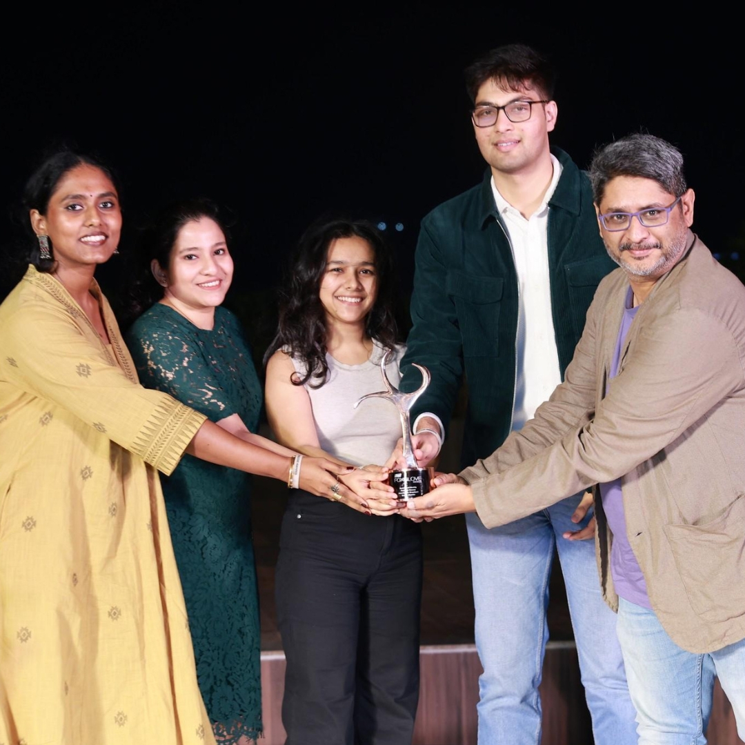 wearegrapdes's tweet photo. As December wraps us in winter’s chill, we’re warming up with an incredible win -- Bronze at the Foxglove Awards 2024 hosted by afaqs!
To our team—you made this possible. To our client partners—you inspire us✨
#grapdes #foxgloveawards #afaqs https://t.co/vnXwOXYV1j