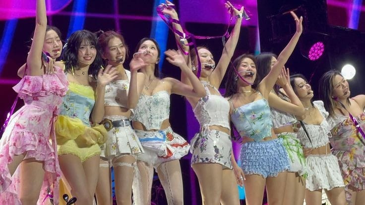 SET0_KAIBA's tweet photo. @JYPETWICE Aqui las esperamos en 🇲🇽Mexico🇲🇽
Hablo por todos los Once de Mexico al decir que las extrañamos mucho😭
las vamos a estar esperando #Once
#OnceMexico #Twice https://t.co/KuPIGVz7T1