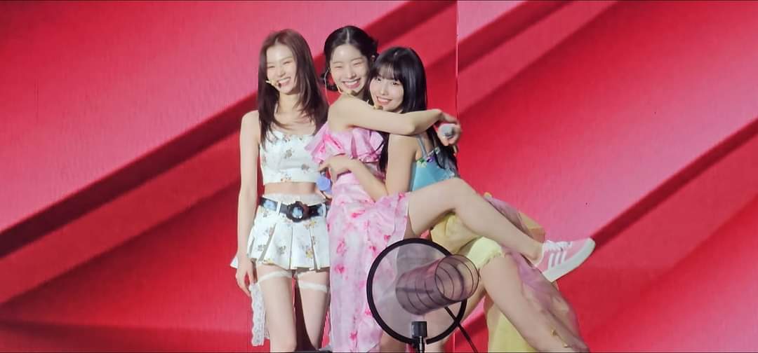 SET0_KAIBA's tweet photo. @JYPETWICE Aqui las esperamos en 🇲🇽Mexico🇲🇽
Hablo por todos los Once de Mexico al decir que las extrañamos mucho😭
las vamos a estar esperando #Once
#OnceMexico #Twice https://t.co/KuPIGVz7T1