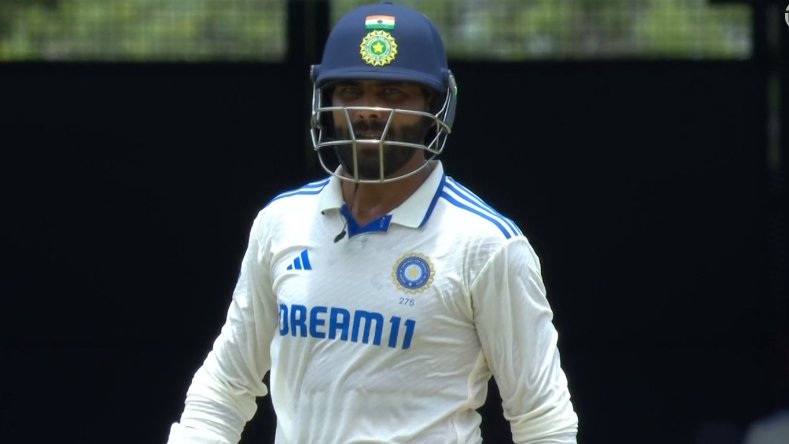 FIFTY BY RAVINDRA JADEJA...!!! 🫡

- A superb half century by Jadeja upon his return to the Test team. What a valuable asset to the Test team. 🇮🇳