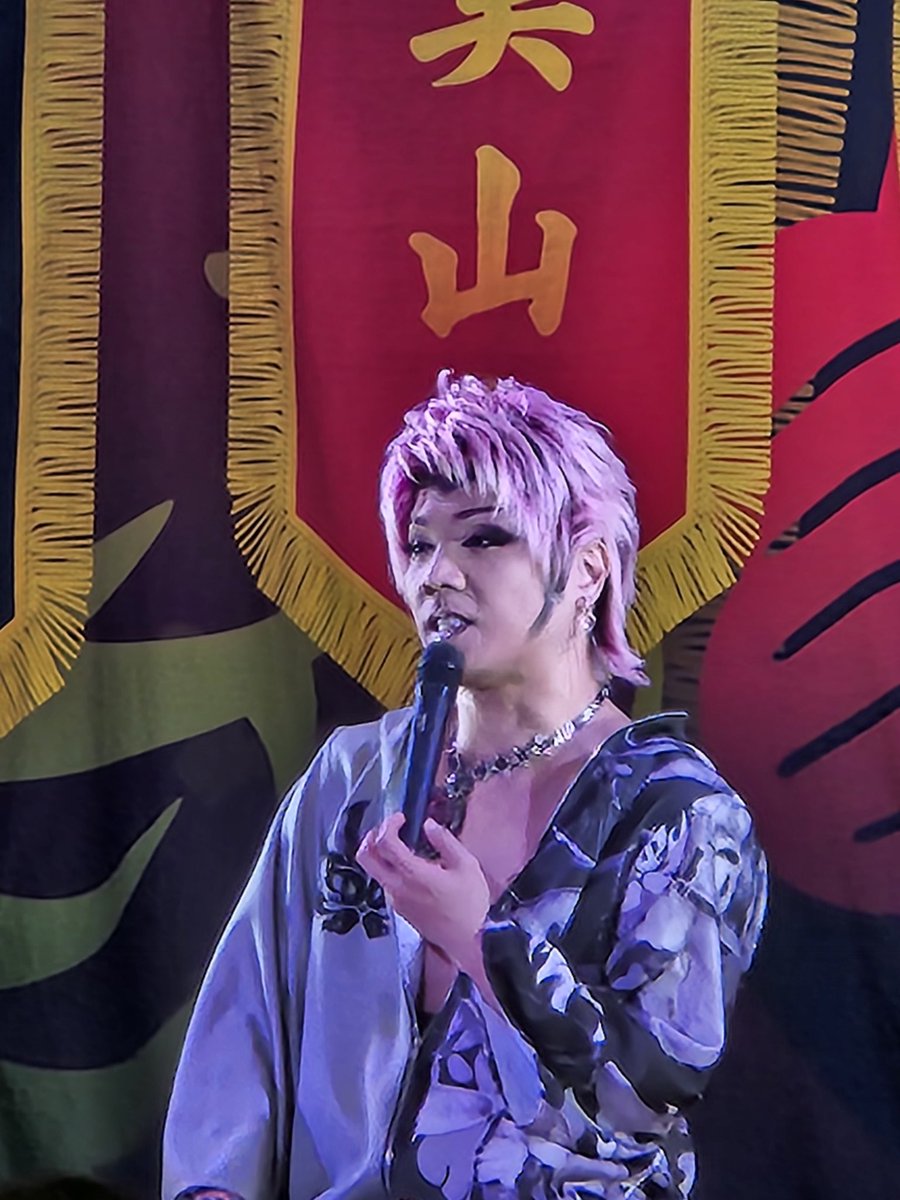 hiro57728960's tweet photo. 口上挨拶
毎回総座長が説明とお詫びのご挨拶🙇‍♀️
ガラスの様な繊細の子なので帰って来たら皆さん温かく迎えてくださいとお願いしてます勿論です🧡🫰
 #劇団美山
 #つくば湯〜ワールド https://t.co/EuYROvtzfm