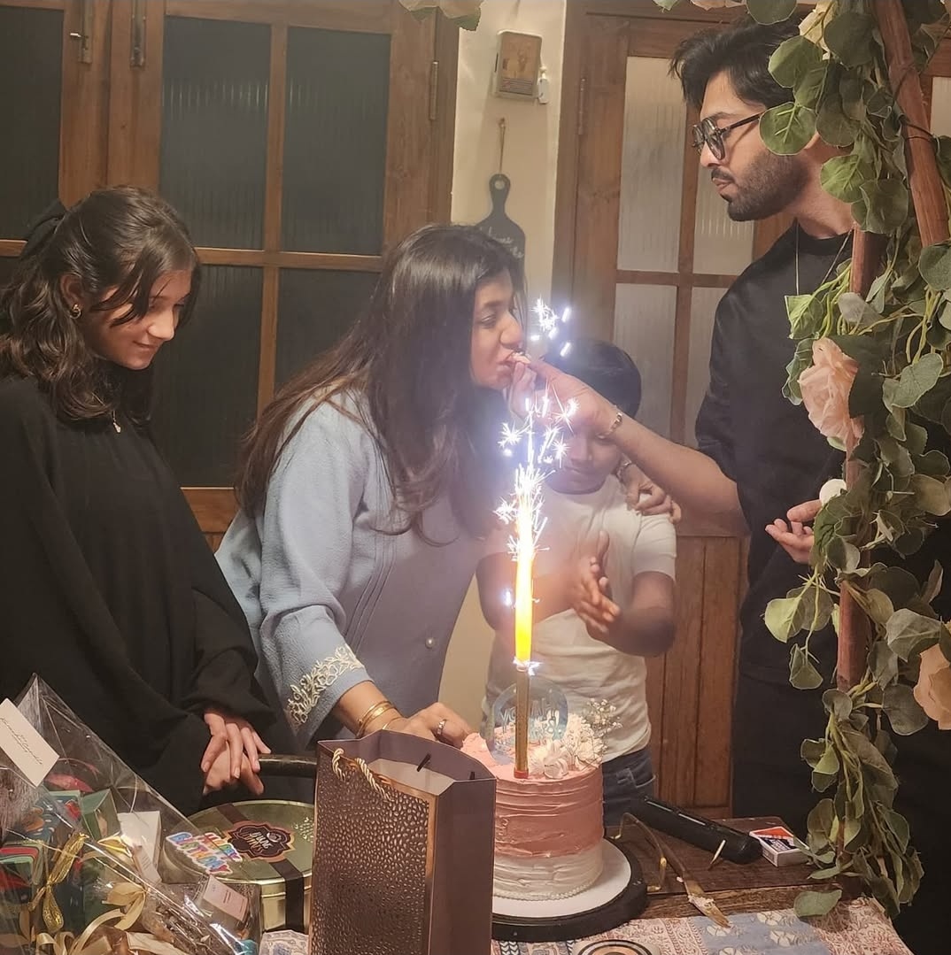 loverbyheart_'s tweet photo. From Sana's birthday celebrations ❤️✨️

Beautiful family, evil eyes off❤️
#FahadMustafa https://t.co/muagP0YMGE