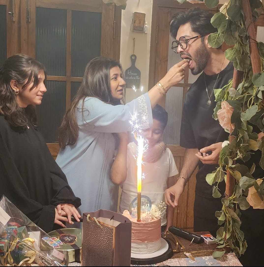 From Sana's birthday celebrations ❤️✨️

Beautiful family, evil eyes off❤️
#FahadMustafa
