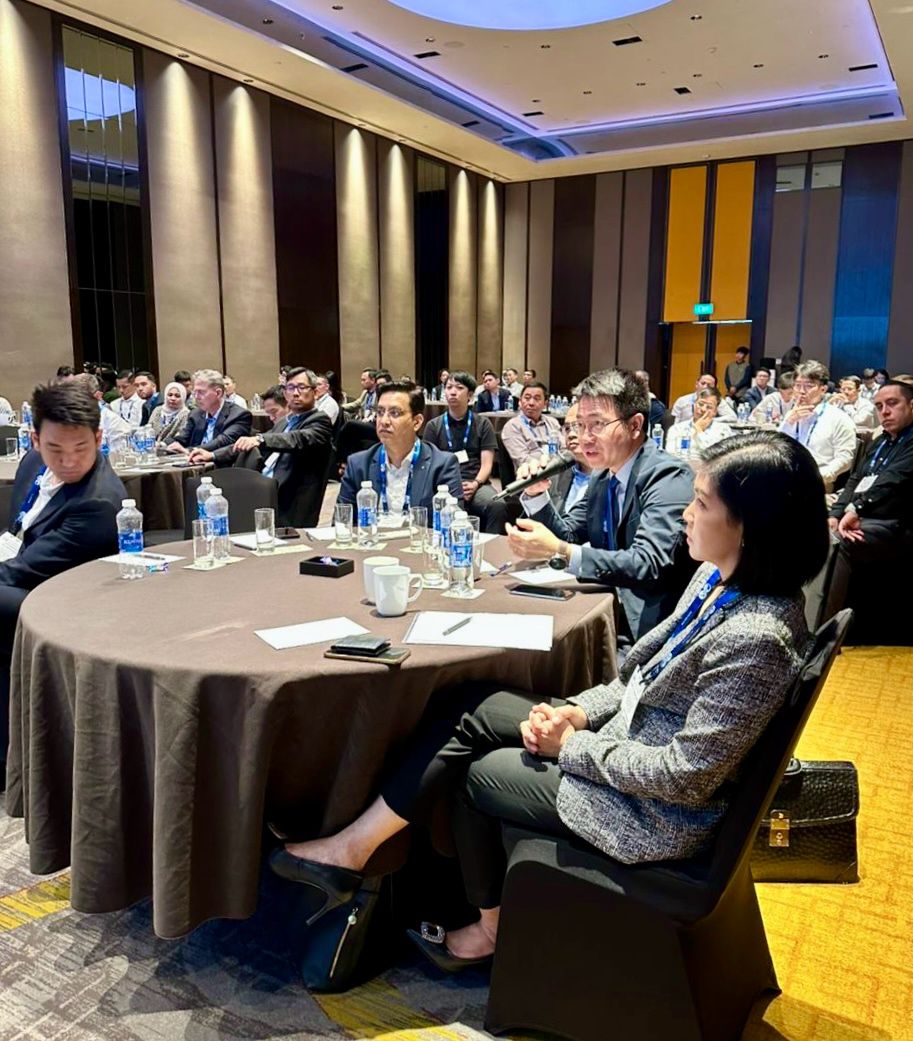 SPEtweets's tweet photo. 🎯 Collaboration in action! The SPE Gas Field Development Workshop in Vietnam brought together delegates, operators, and experts from 6 countries for impactful discussions on energy innovation, gas field development, and sustainability.
#SPEWorkshop https://t.co/QbhsWFCBoj