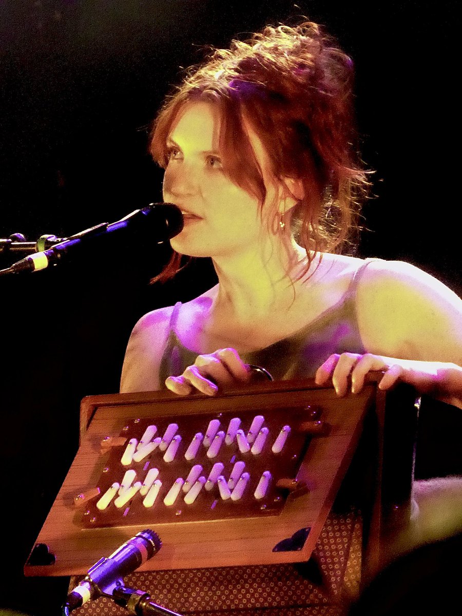 matinee_ca's tweet image. One last show for ‘24.
Such a wonderful year of music is closed out so beautifully by Katie Gavin at @OPERAHOUSETO 

Thanks for everything, bands of 2024 - hoping for more of the same in ‘25

#livemusic #concertphotography #torontomusic #katiegavin  #ryangoestoshows